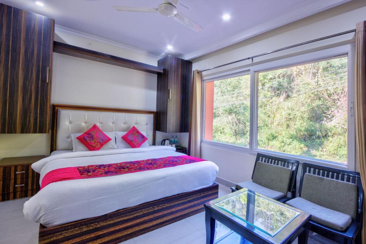 Hotel Bliss Valley Dharamshala - Beautiful View Of Mountains From Rooms Exterior photo