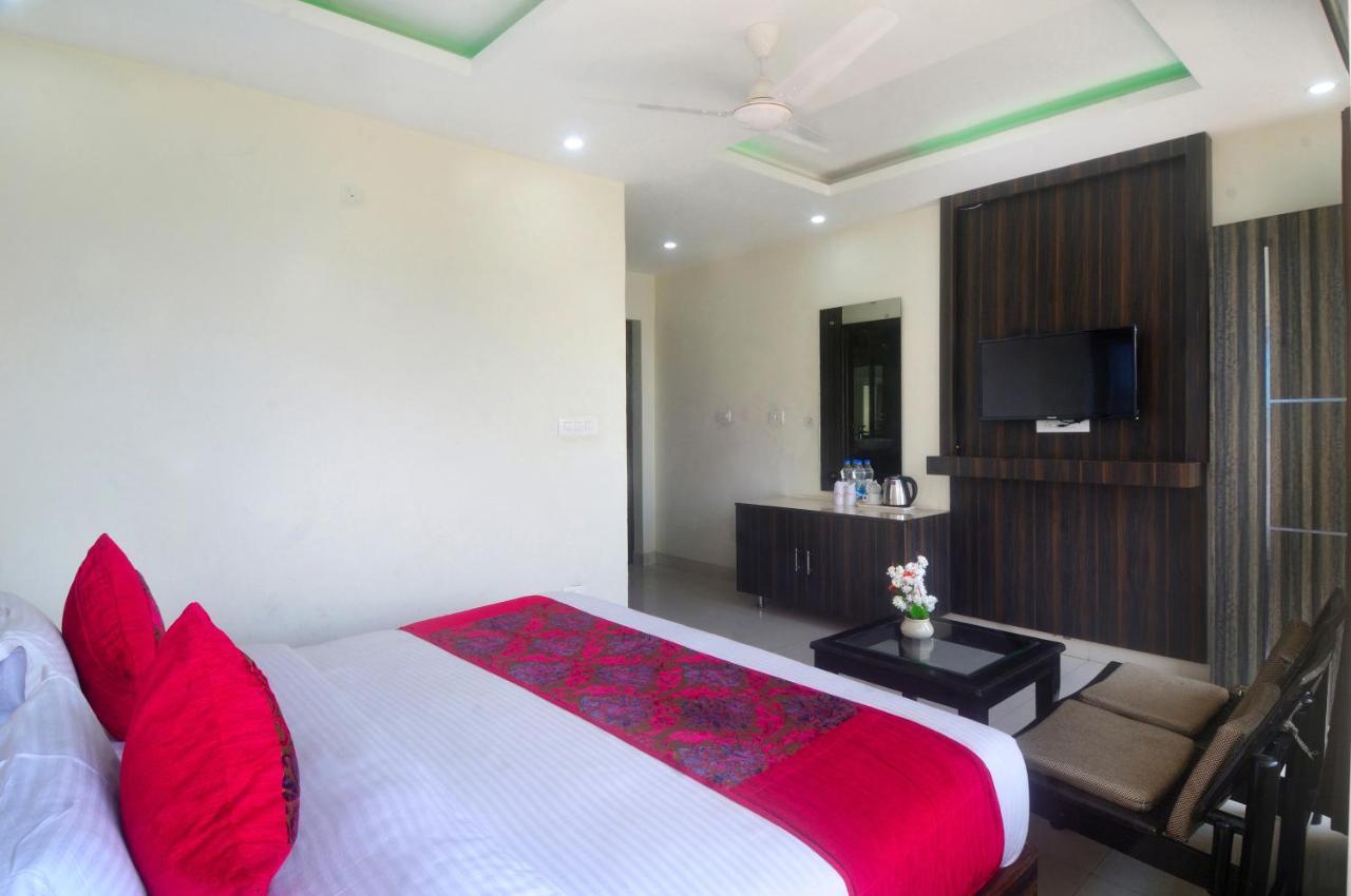 Hotel Bliss Valley Dharamshala - Beautiful View Of Mountains From Rooms Exterior photo
