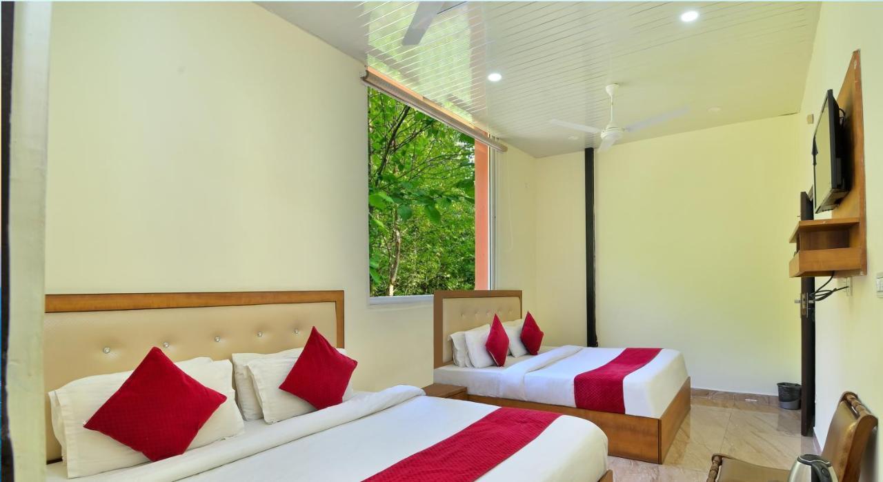 Hotel Bliss Valley Dharamshala - Beautiful View Of Mountains From Rooms Exterior photo