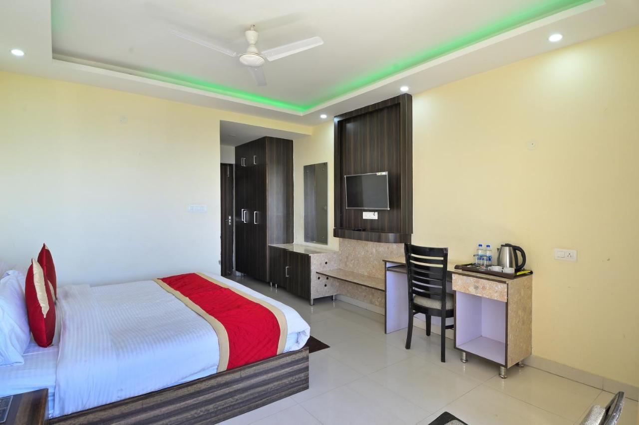 Hotel Bliss Valley Dharamshala - Beautiful View Of Mountains From Rooms Exterior photo